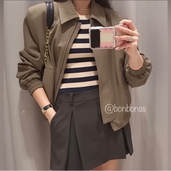 Zara topstitched pocket bomber - Picture 3 of 16